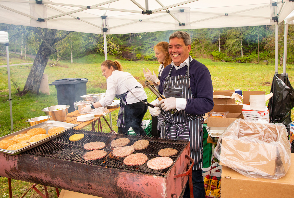 grilling Arnstein